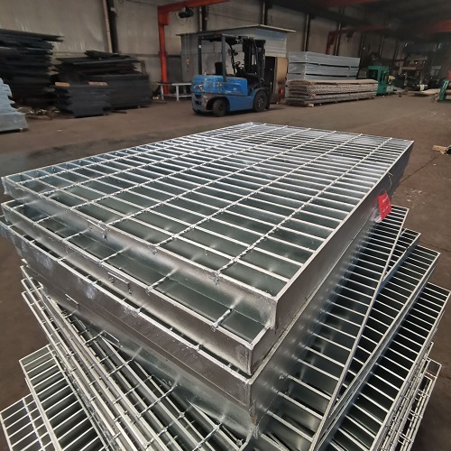 鋼廠轉爐平臺鍍鋅鋼格板鋼格柵的保養
