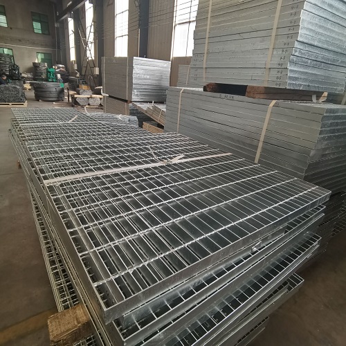 污水處理廠鋼格板如何選？防滑耐腐是關鍵！