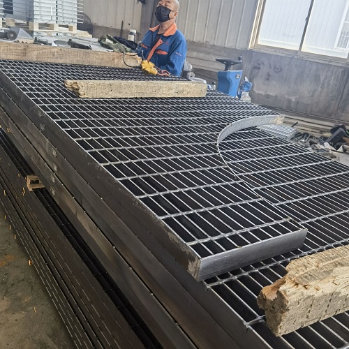 環(huán)保要求下，如何挑選符合標準的鋼格柵產(chǎn)品？